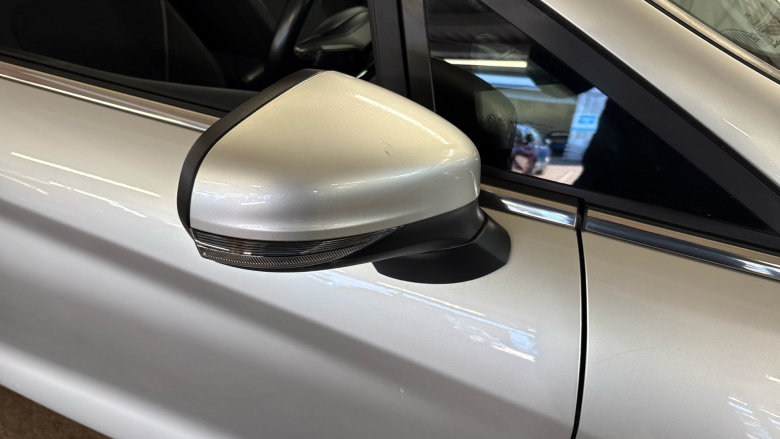 Ford Fiesta 1.0 EcoBoost Titanium 5dr Petrol Hatchback